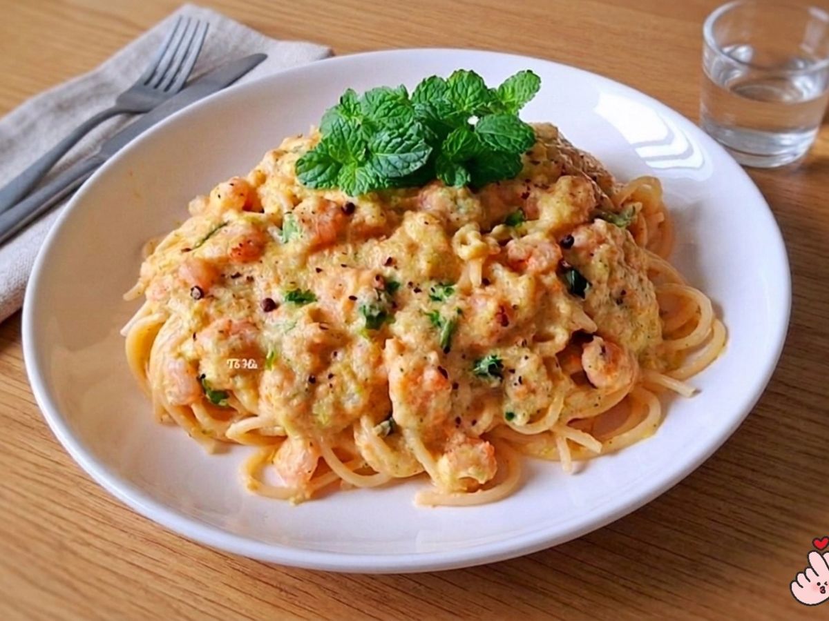 MÌ spaghetti sốt tôm-rau củ