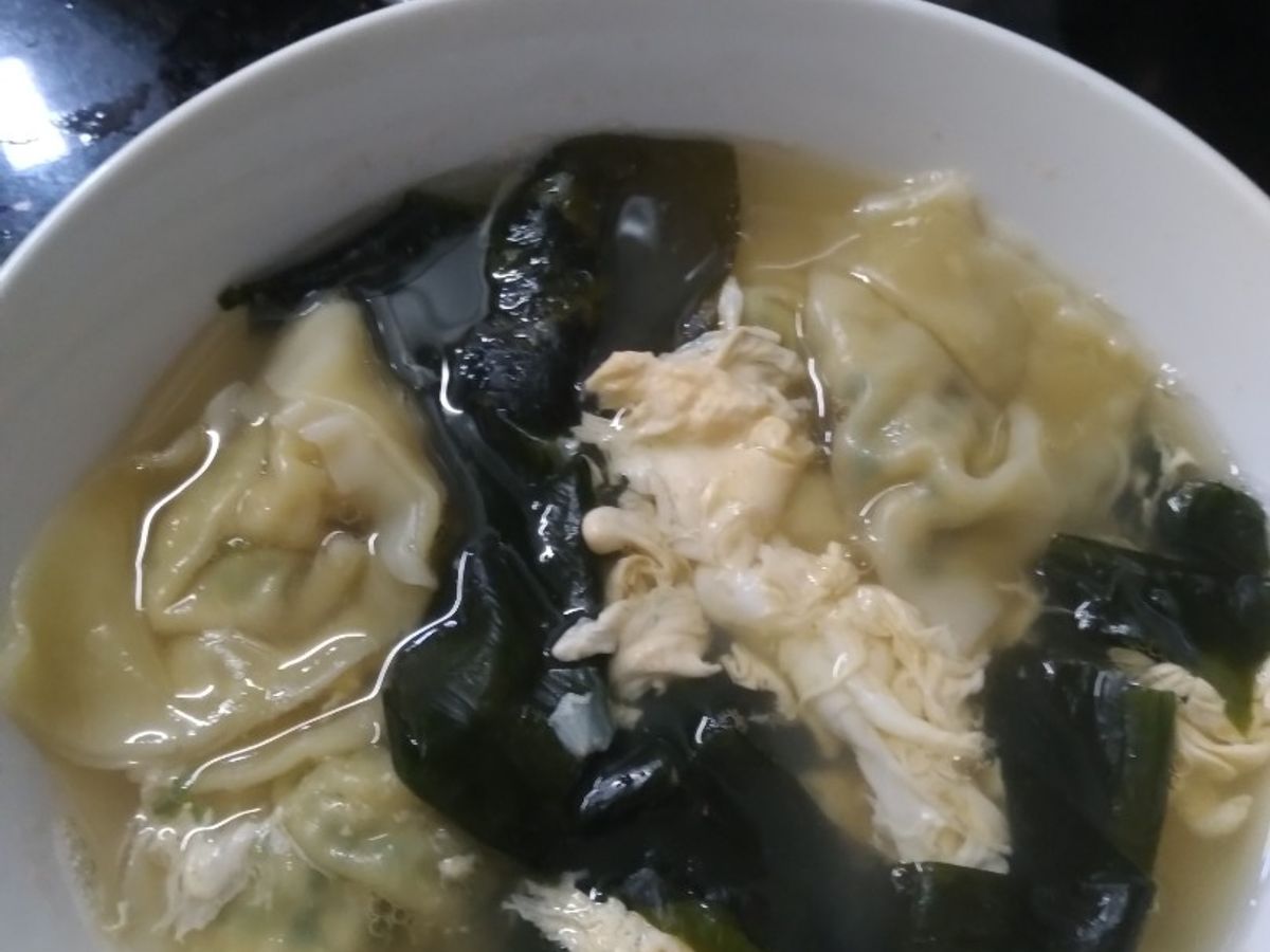 Buổi sáng thanh đạm:HÁ CẢO TÔM-RONG BIỂN