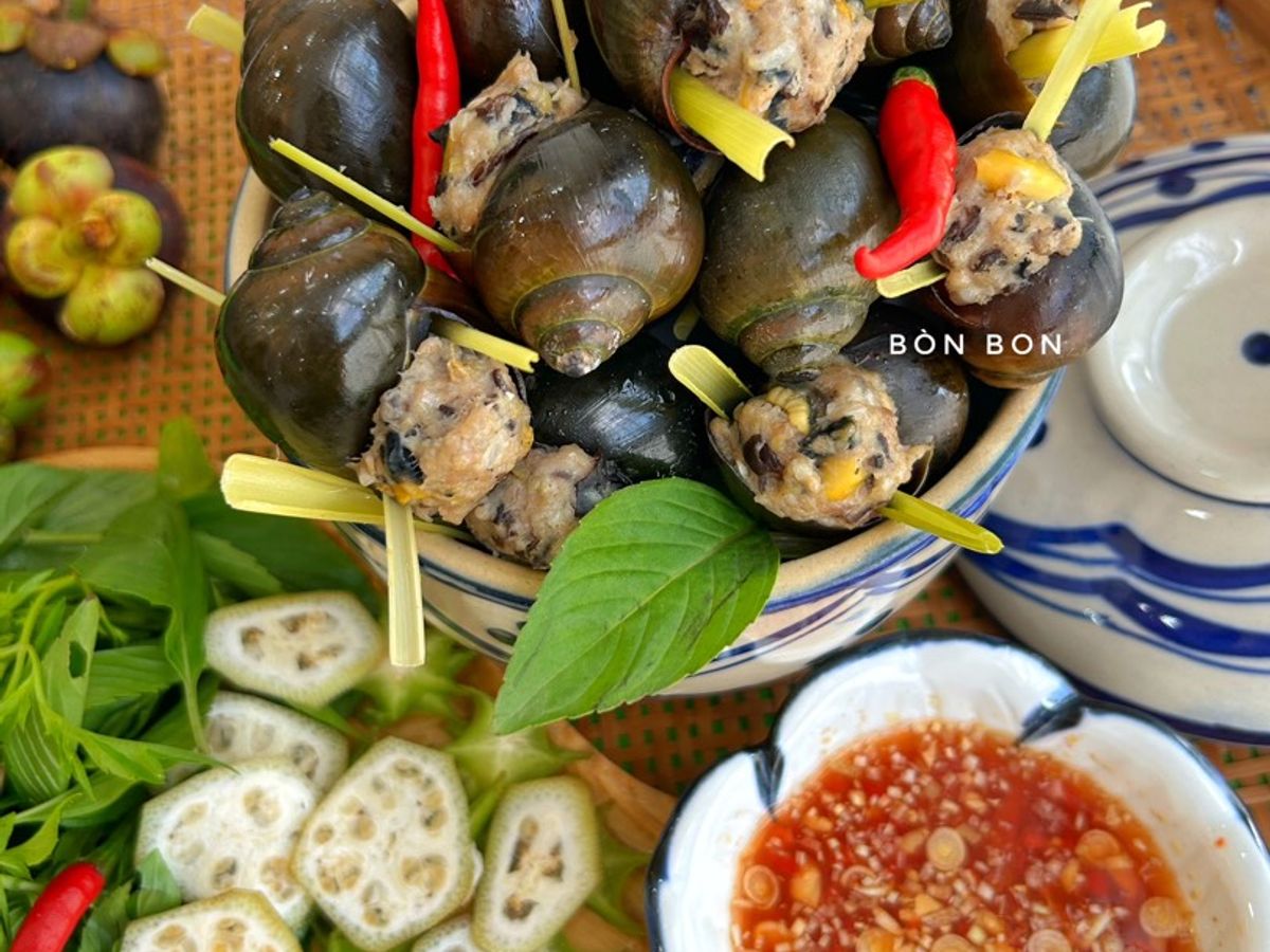 Ốc Bươu Nhồi Thịt Hấp