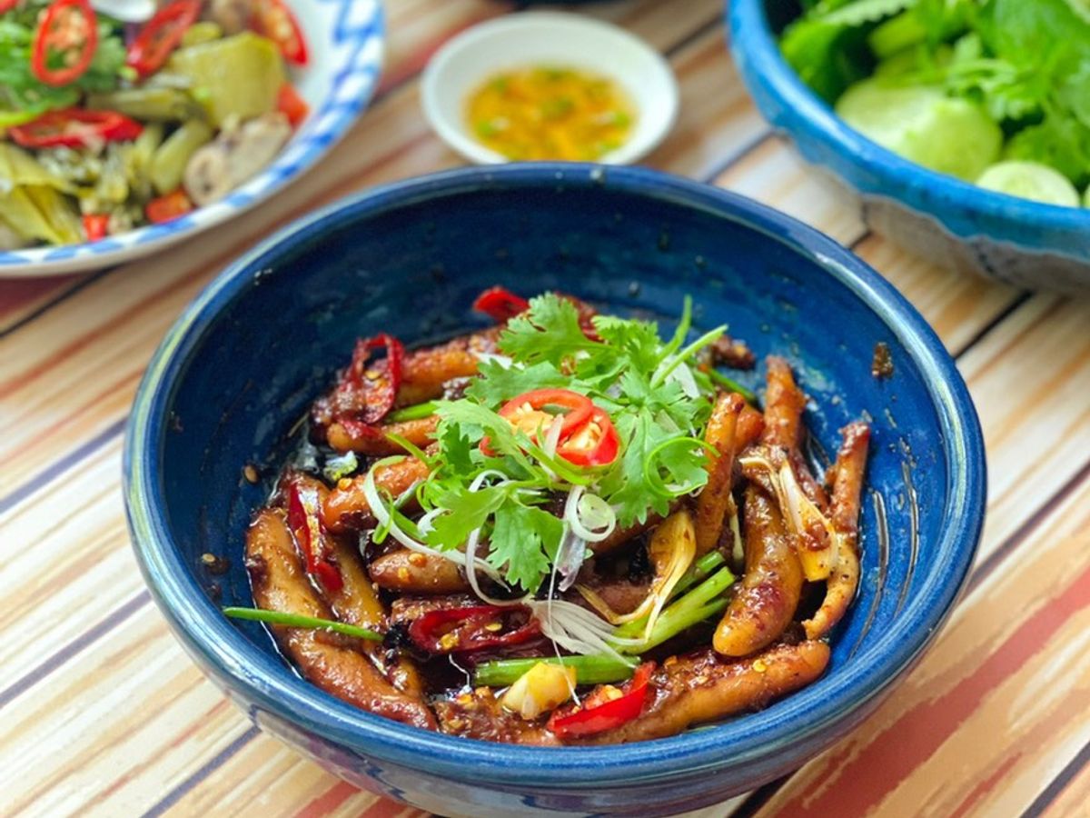 Trứng Cá Chuồn Kho Tộ