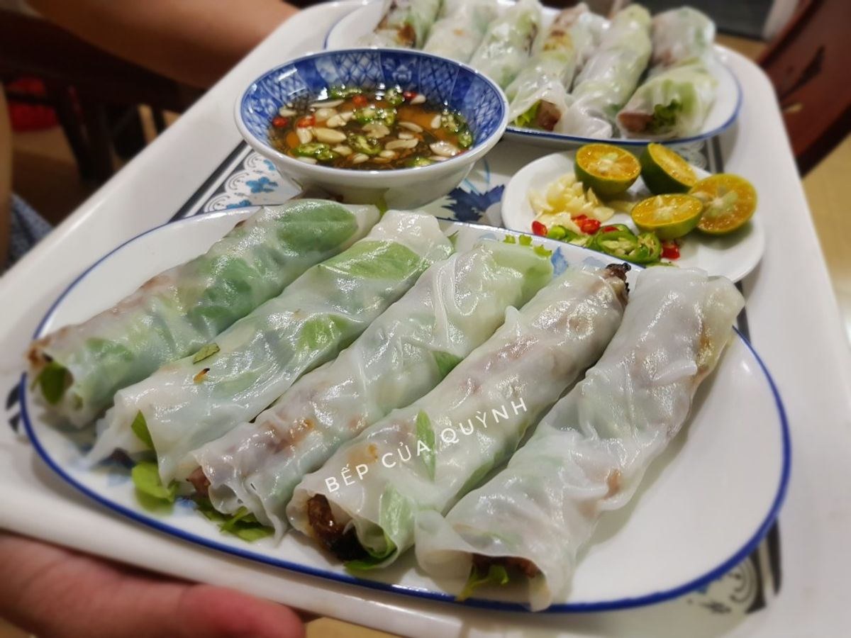 Bánh ướt thịt nướng