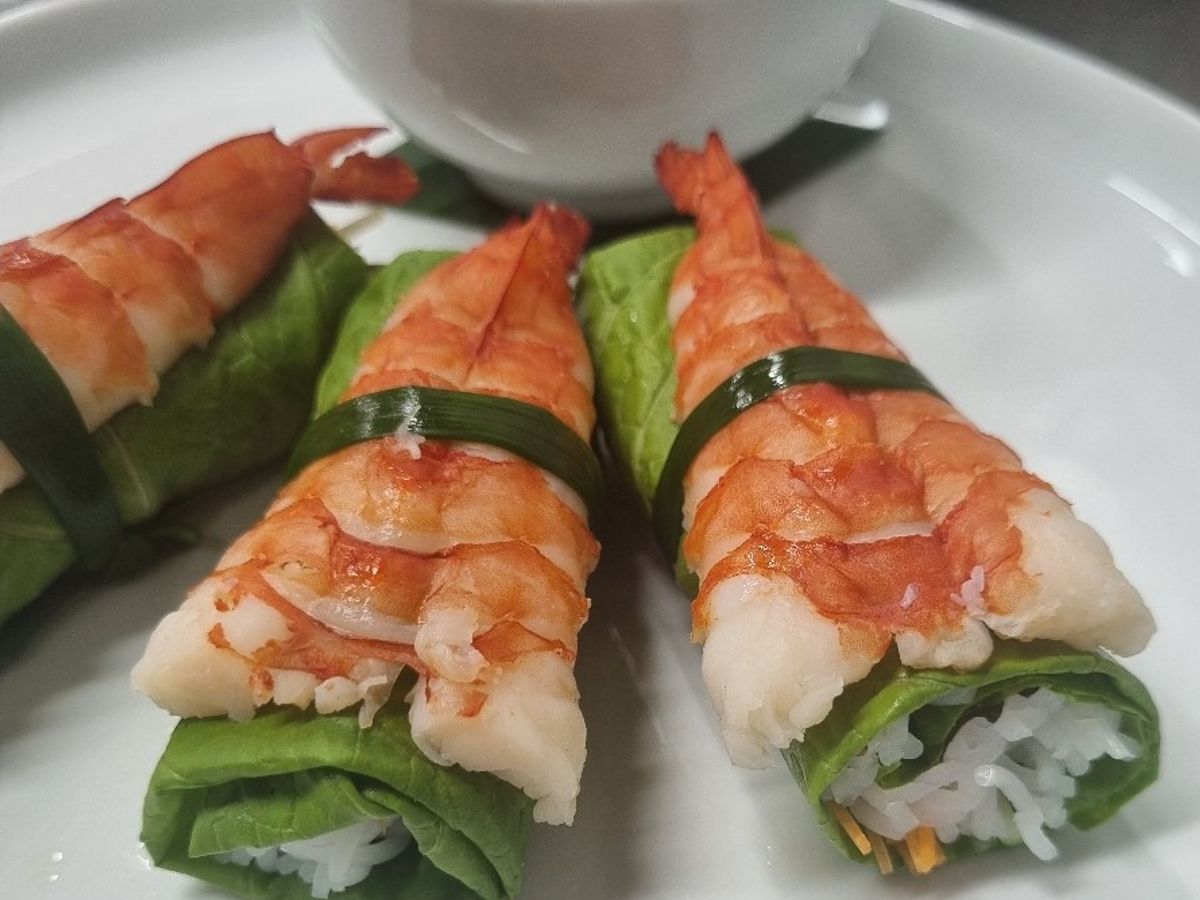 Tôm cuốn lá cải xốt xì dầu