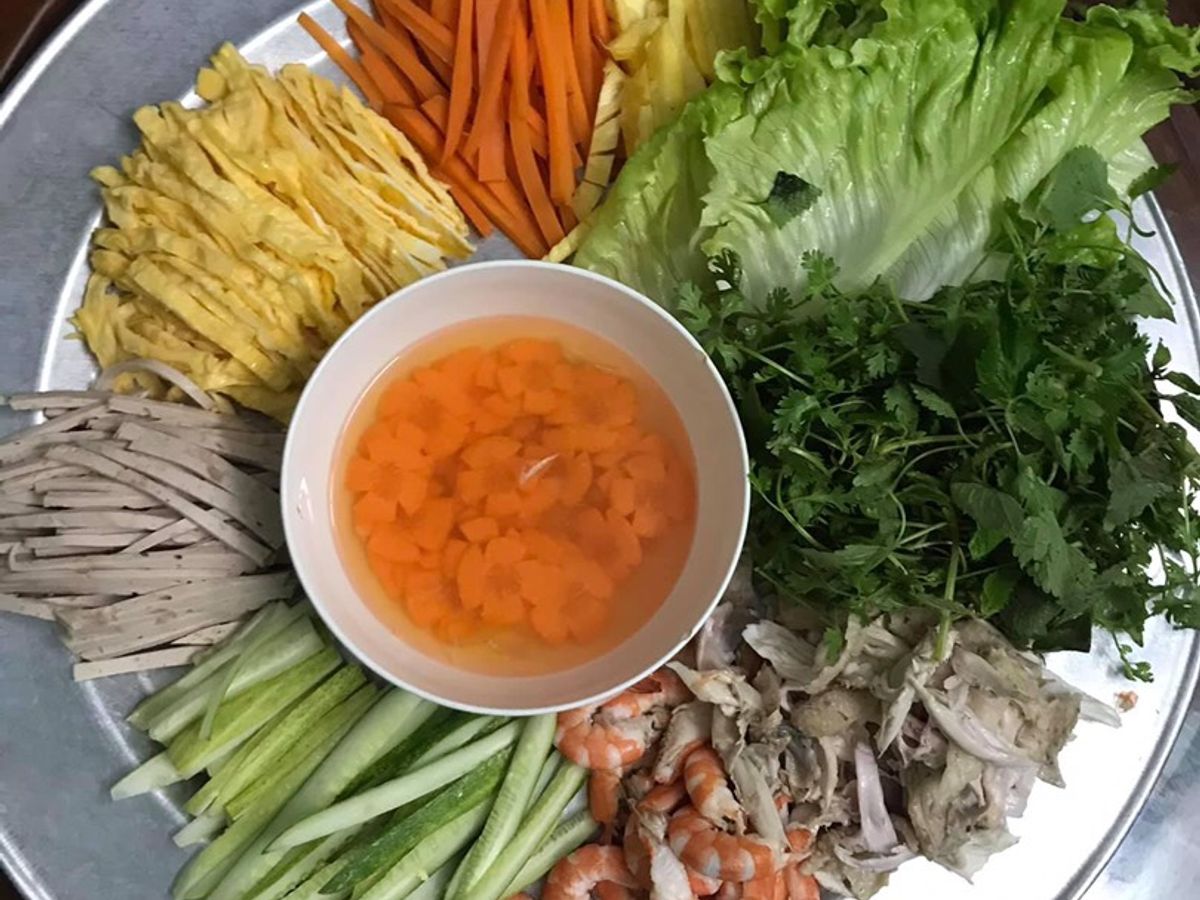 Gỏi cuốn gà, tôm