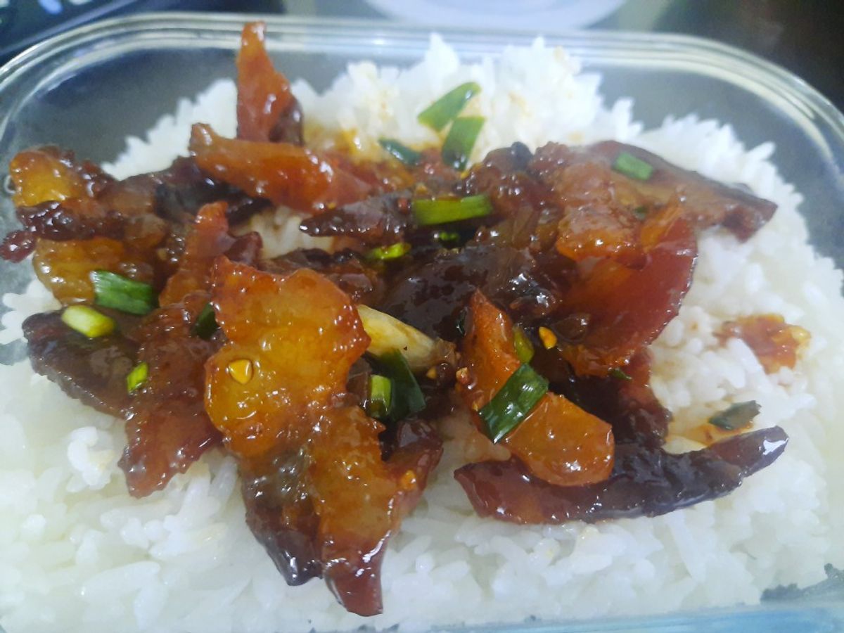 Thịt kho tiêu
