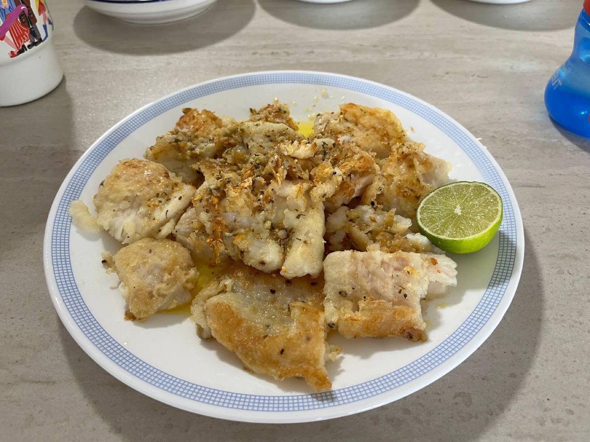 Cá phi lê chiên sốt bơ tỏi