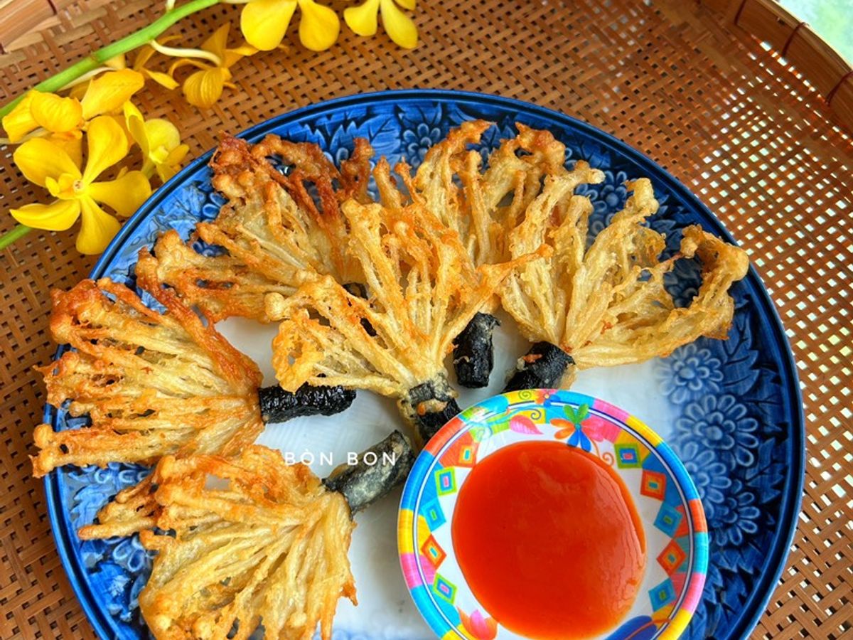 Nấm Kim Châm Cuộn Rong Biển Chiên Giòn Chay