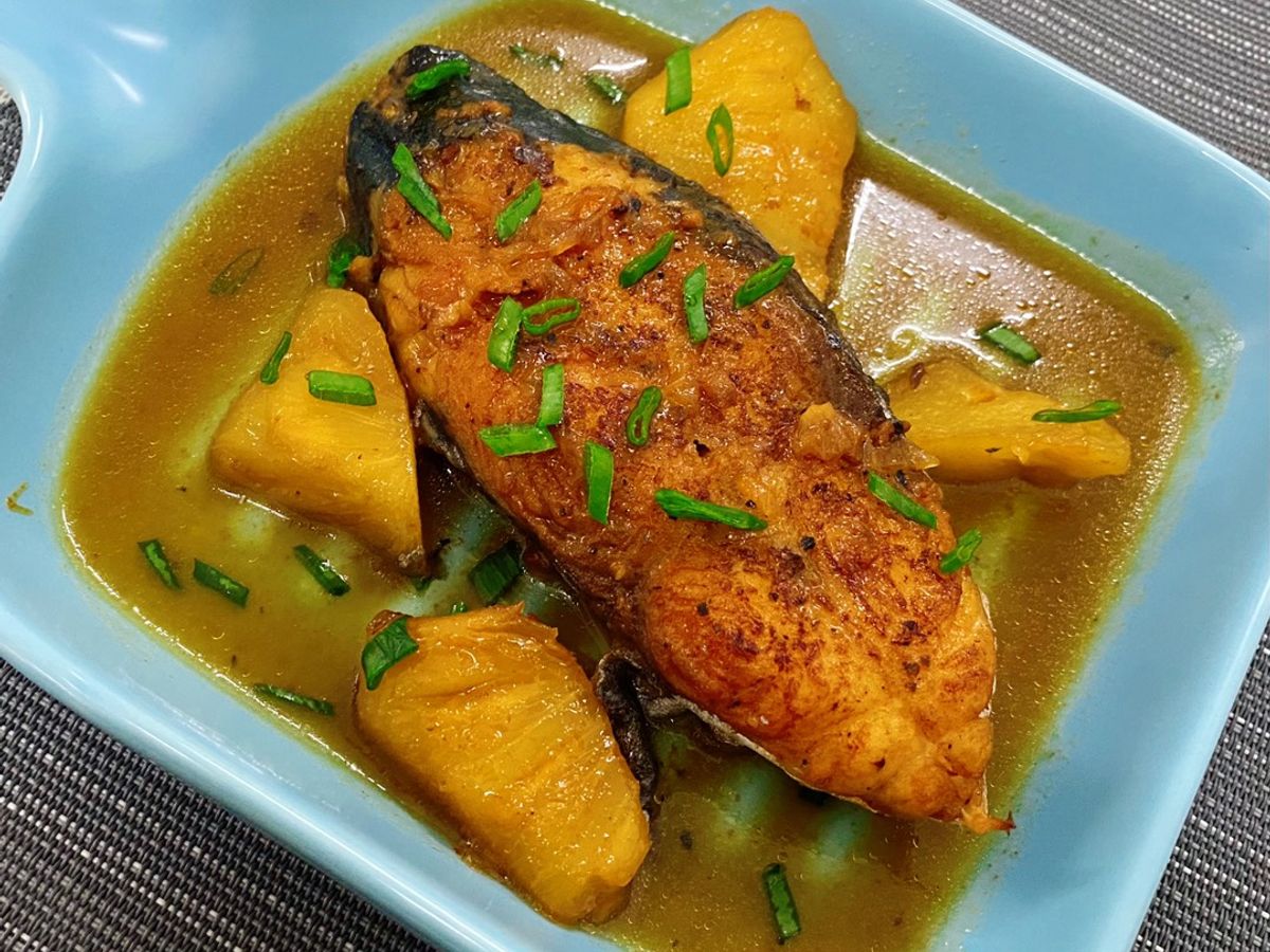 Cá ngừ kho khóm