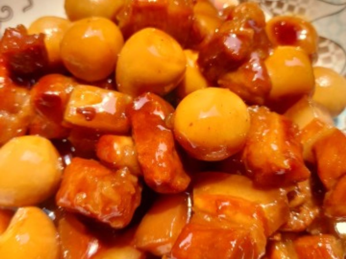 Thịt Kho Trứng Cút
