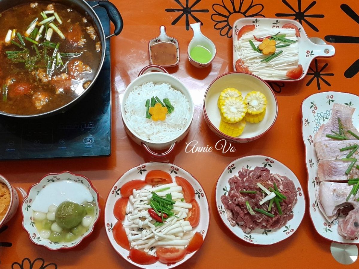 Lẩu cá diêu hồng chua cay dịp 30.4