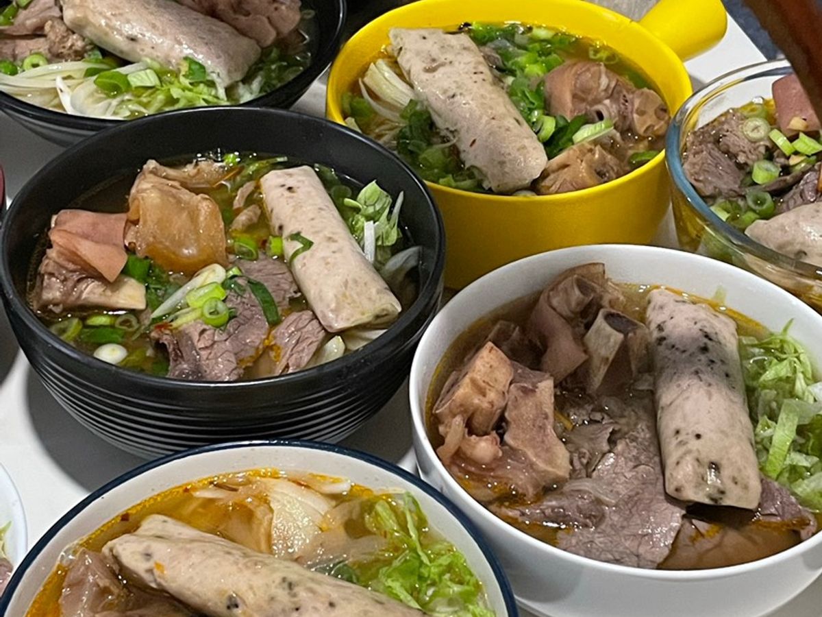 Bún bò huế