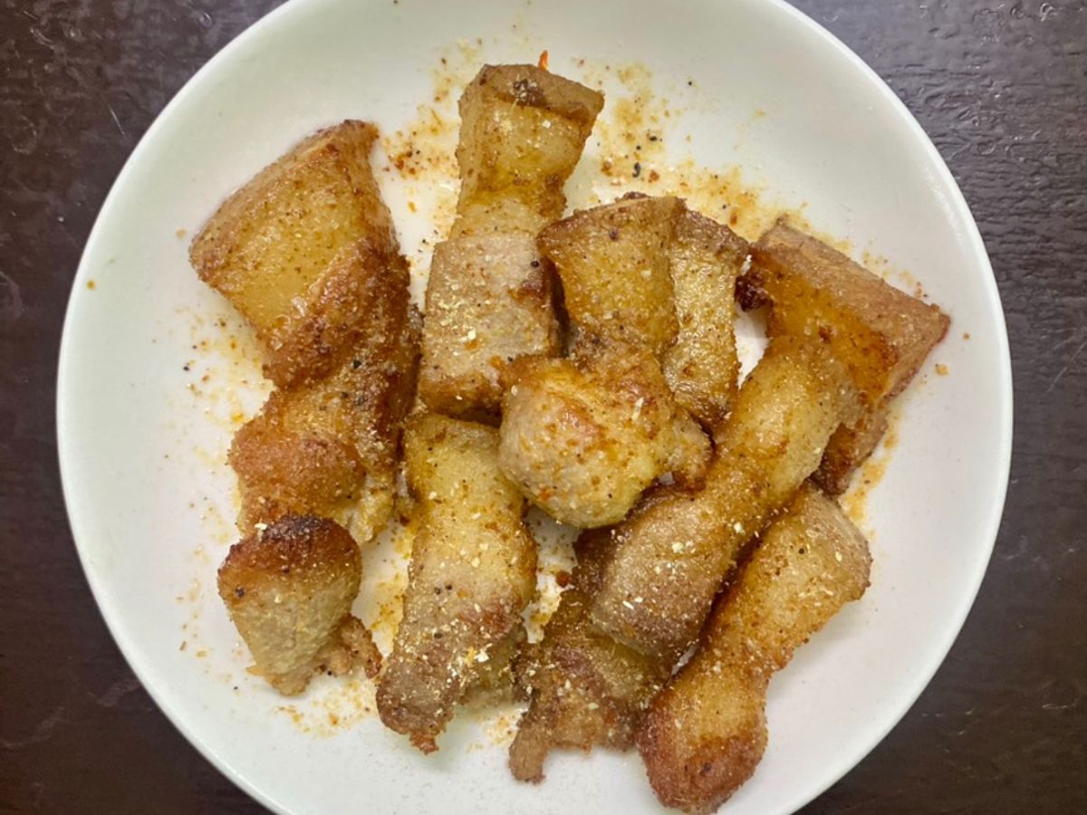 Thịt ba chỉ chiên rắc muối tôm