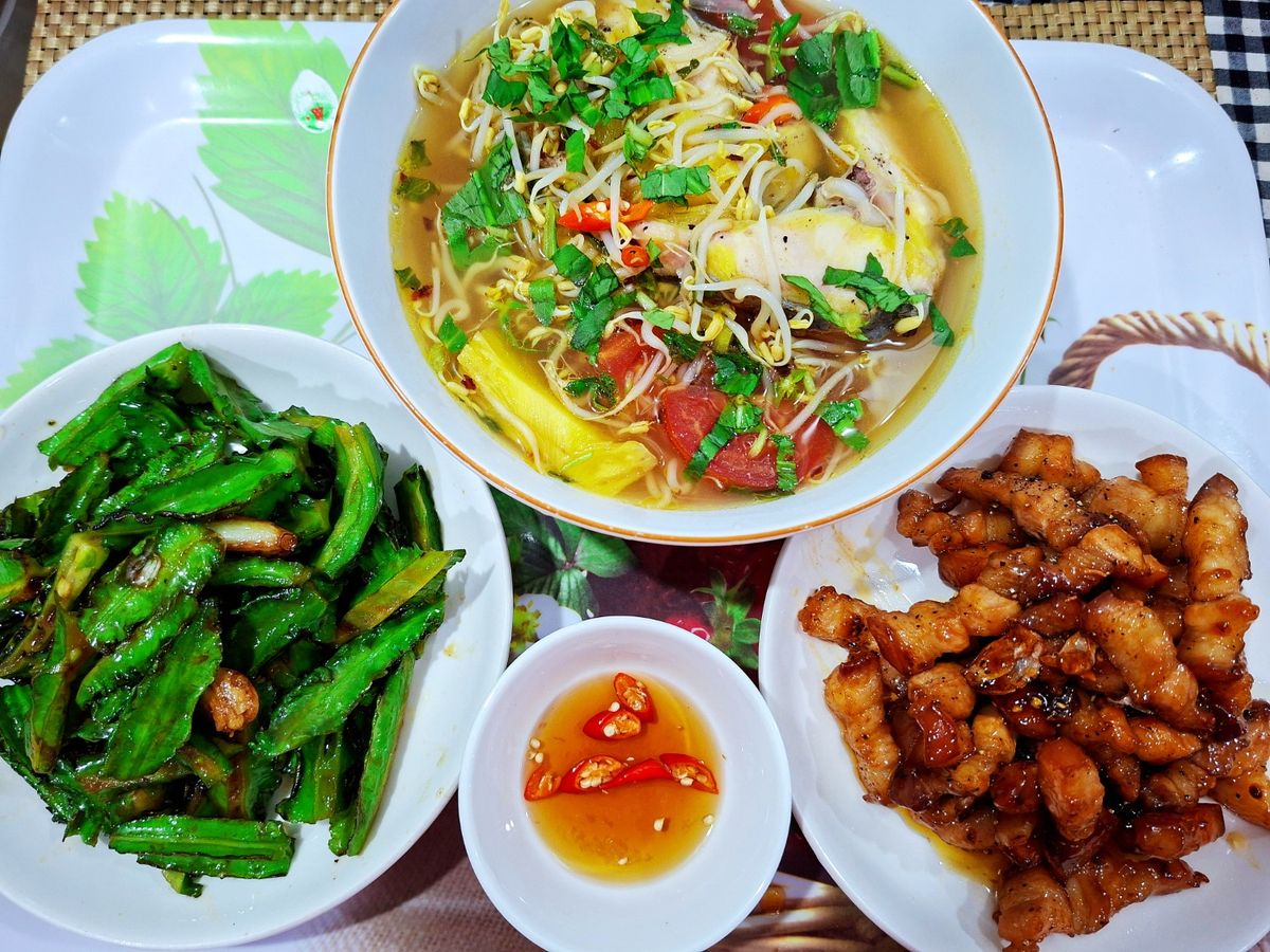 Cơm nhà 24