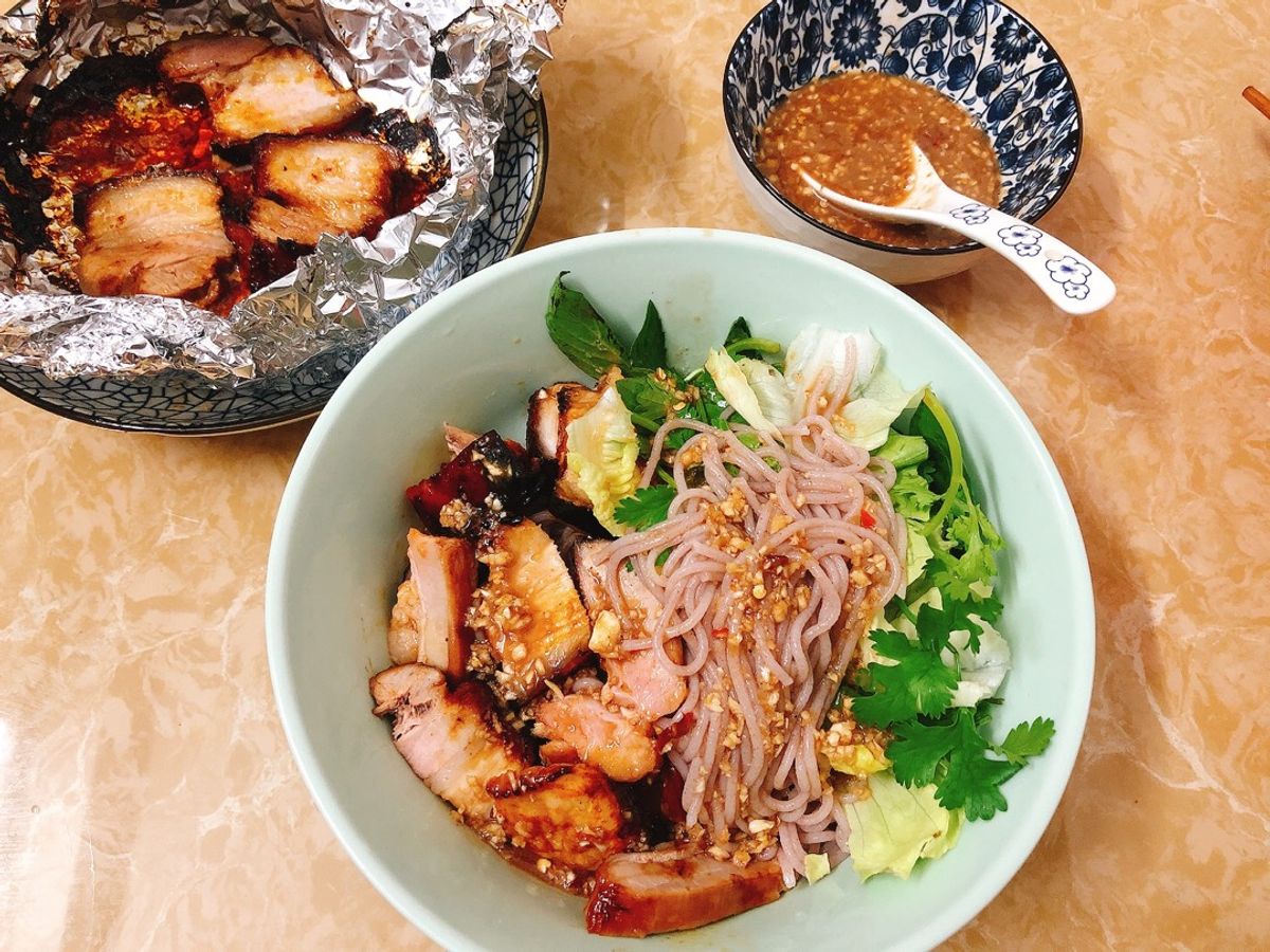 Bún mắm thịt nướng