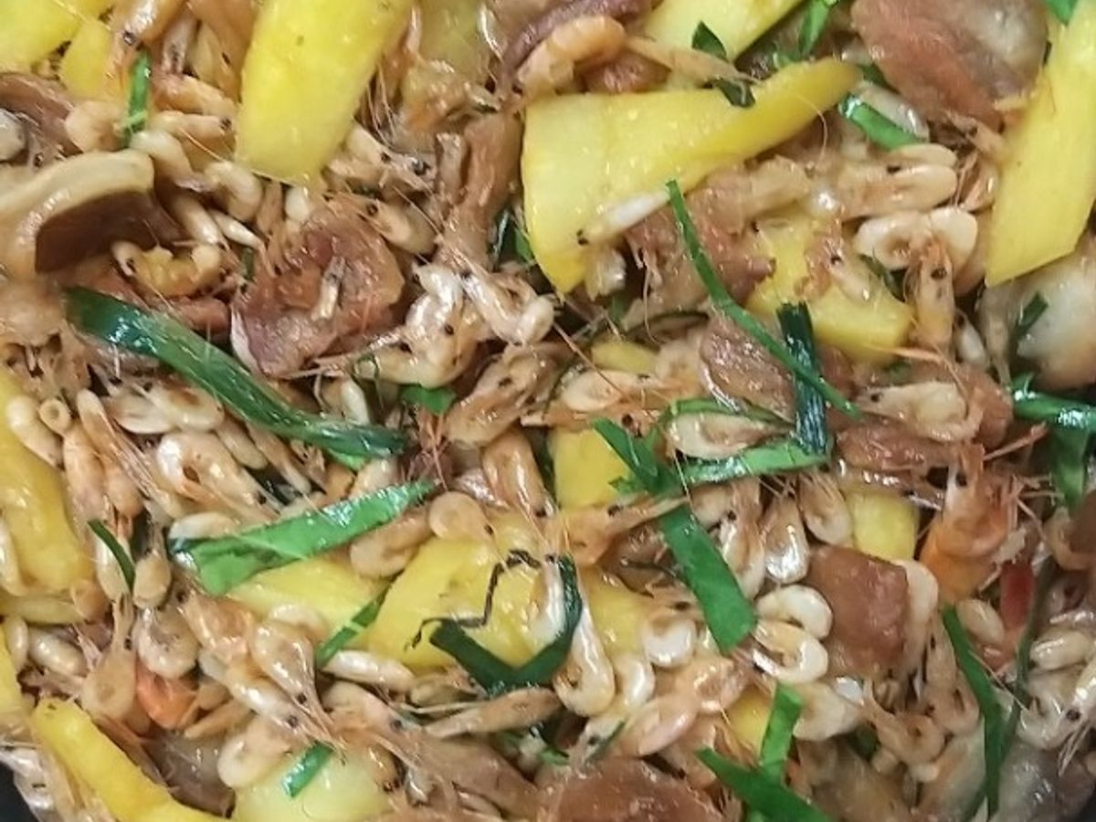 Tôm rang thịt ba chỉ + dứa