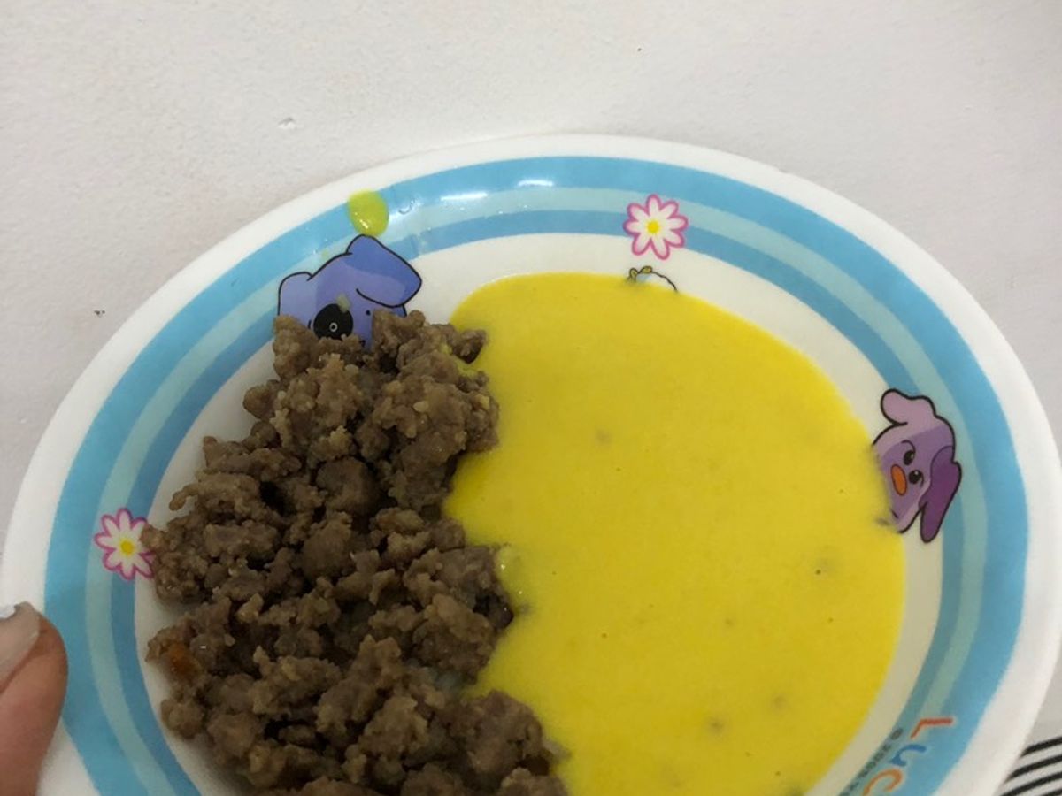 Nui bò sốt bí đỏ khoai tây