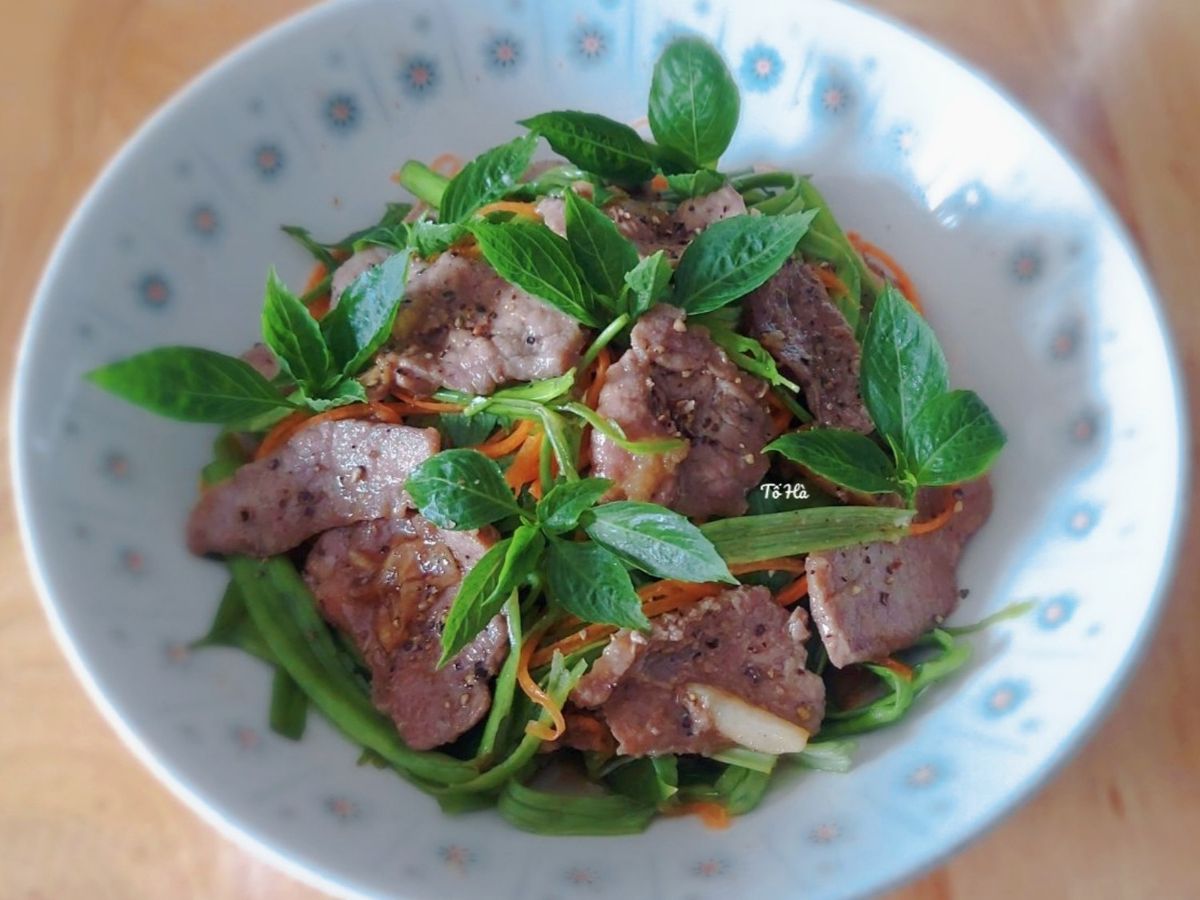 Gỏi RAU MUỐNG