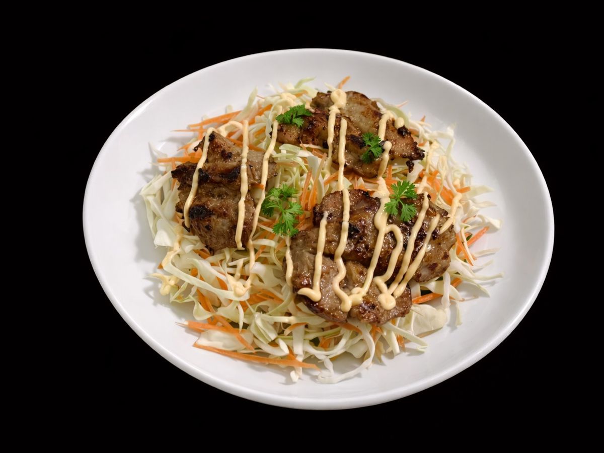 SP.1009 - Thịt Heo Ngũ Vị & Salad Bắp Cải Mentaiko