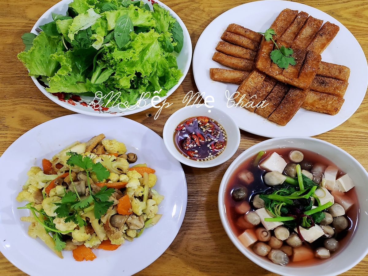 Cơm nhà đơn giản mà ngon 207 (mâm cơm chay)