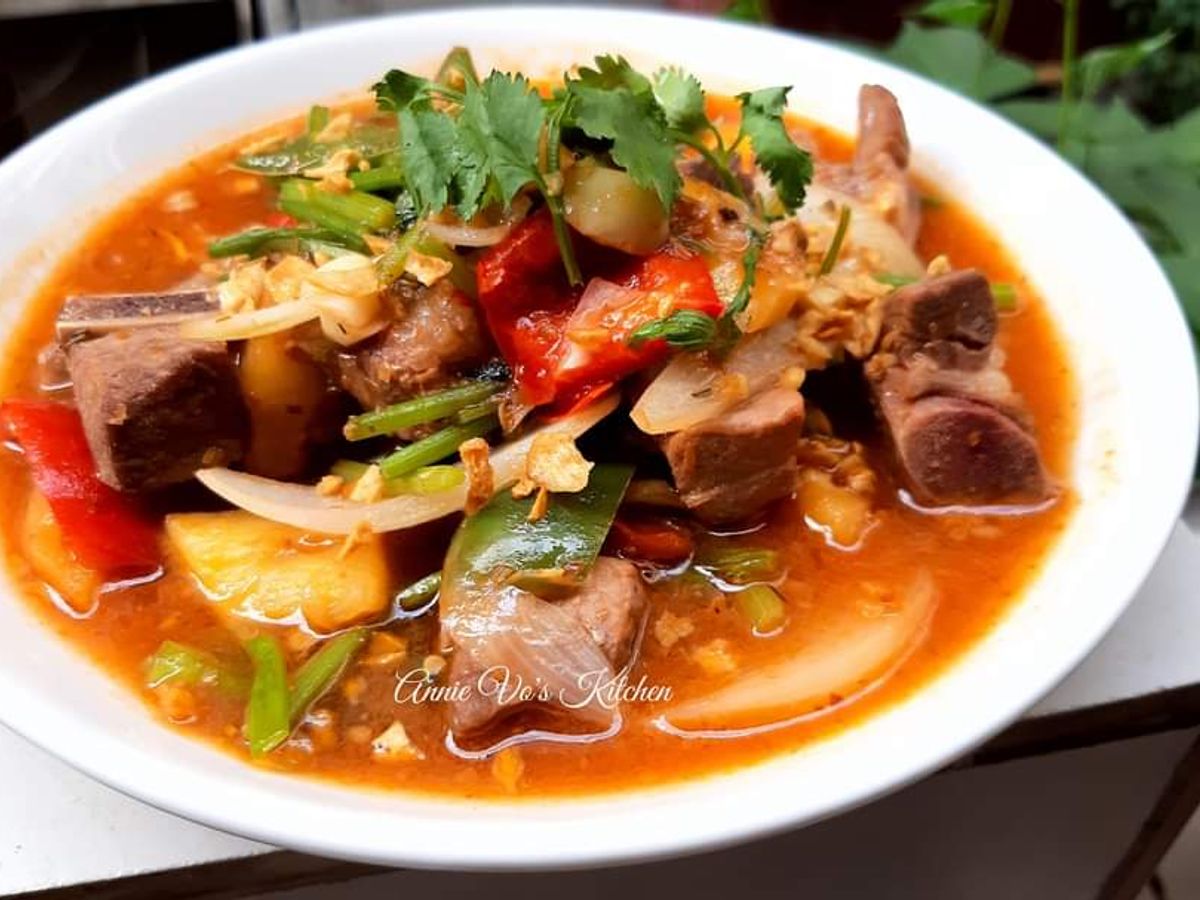 Sườn xào chua ngọt rau củ