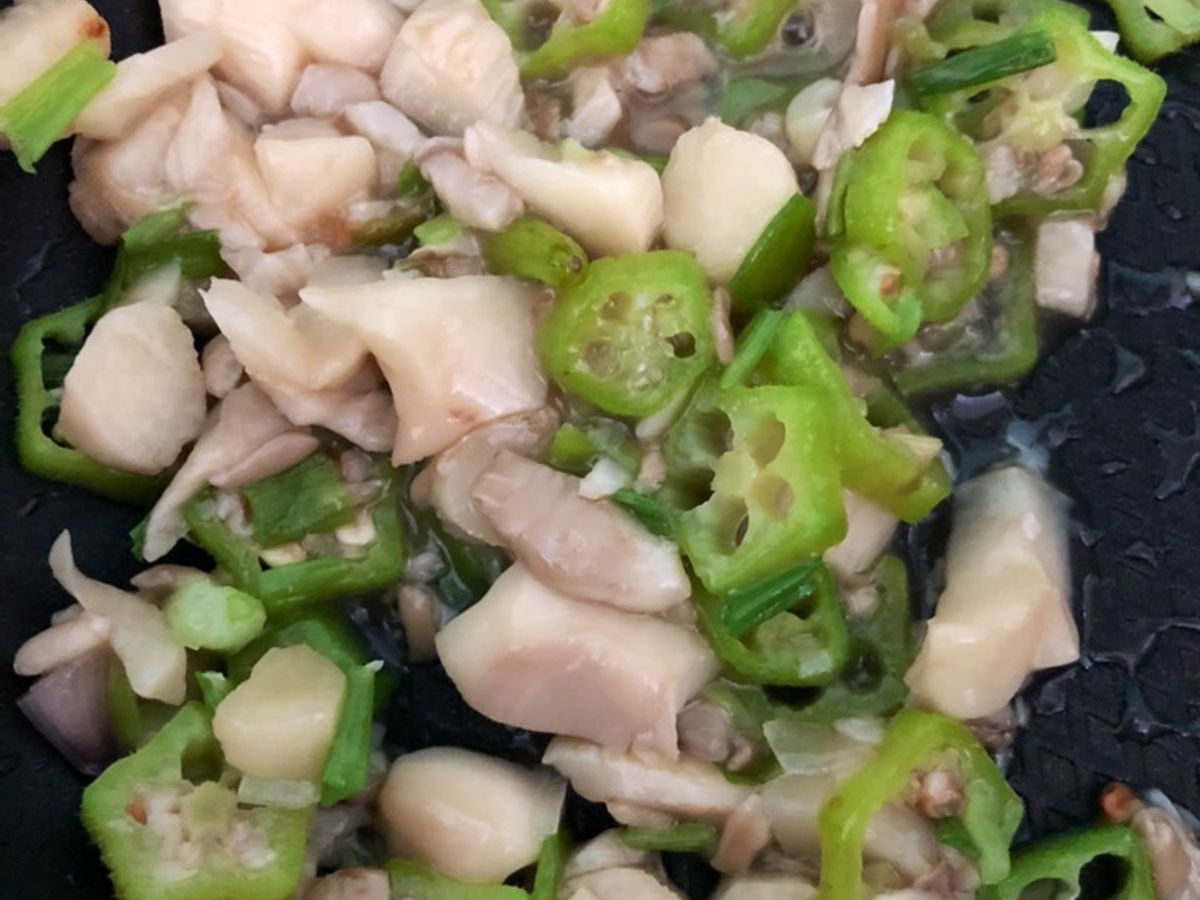 Nấm bào ngư xám xào đậu bắp