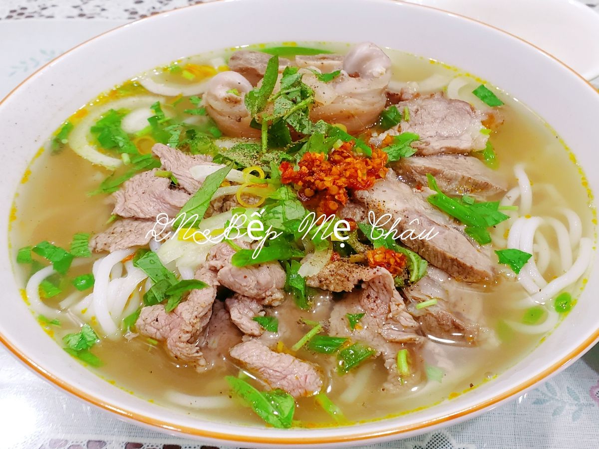 Bún bò Huế