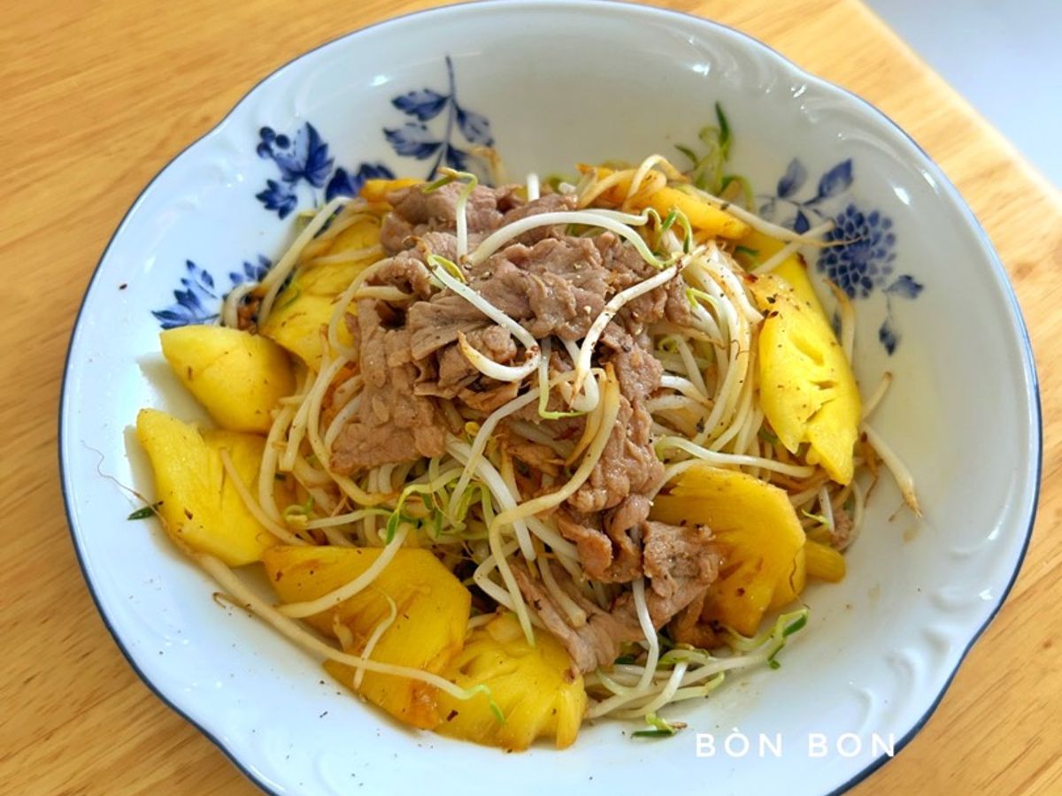 Thịt Bò Xào Thơm Giá