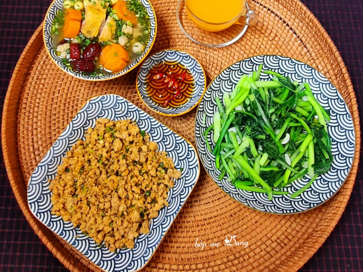 Cơm nhà 23