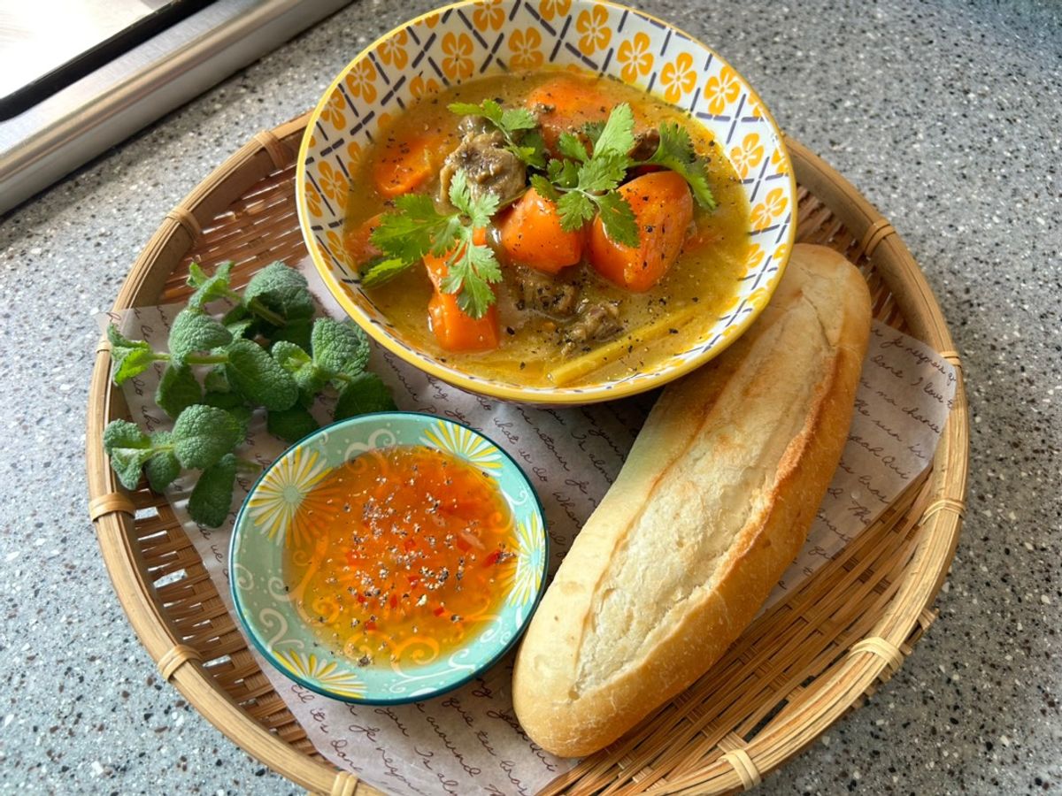 Bò kho bánh mì 🐂