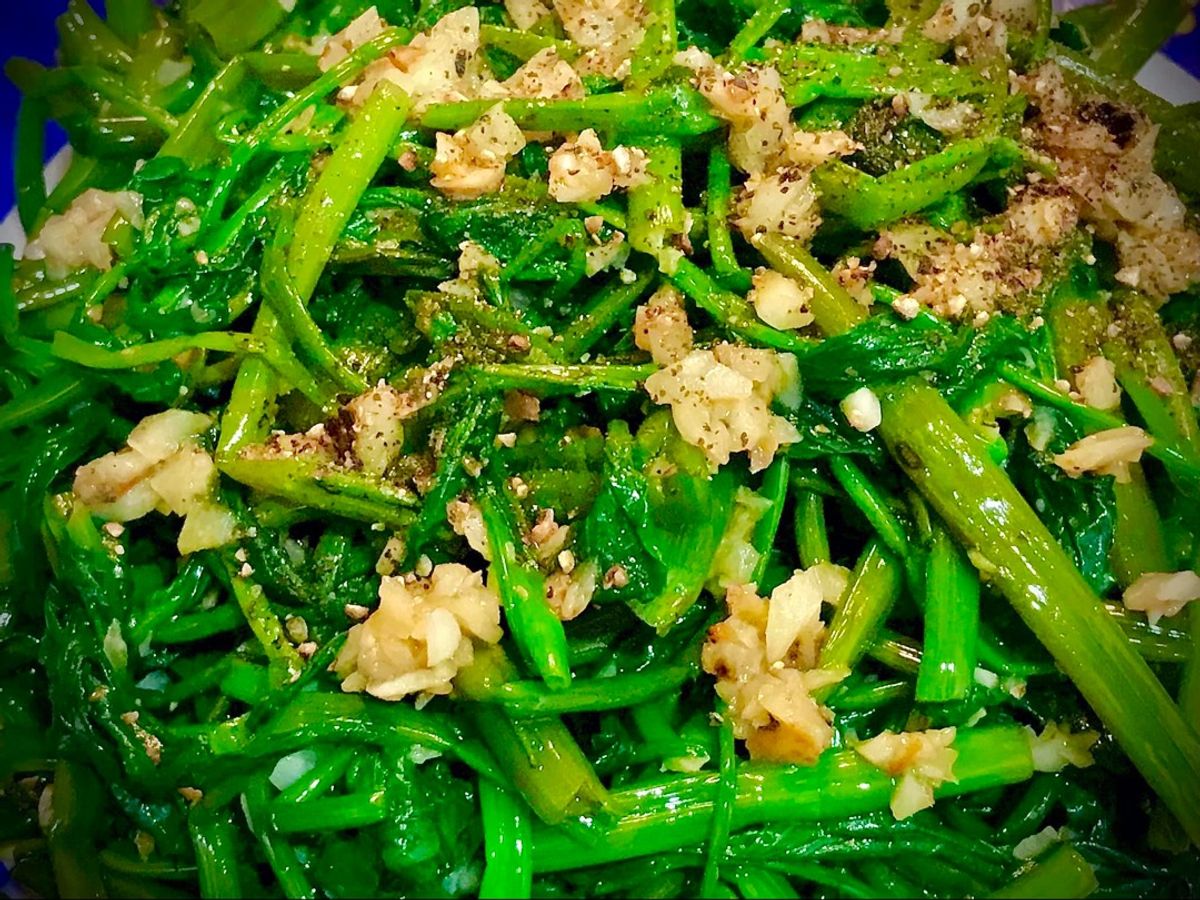 Rau Muống Xào Tỏi