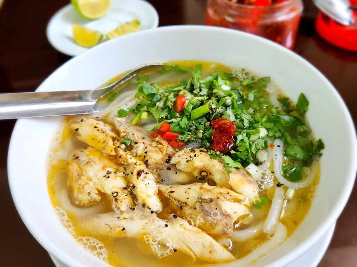 Bánh canh cá sơn thóc