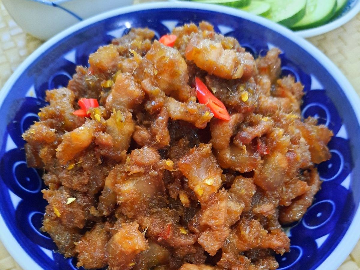 Thịt kho ruốc sả