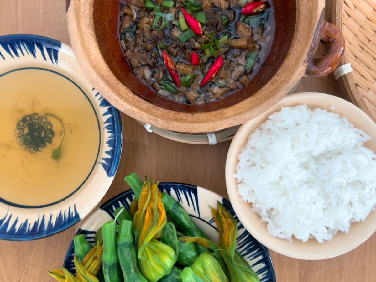 Kho quẹt nấm hao cơm