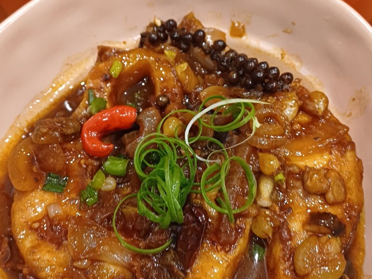 Cá tầm kho tộ