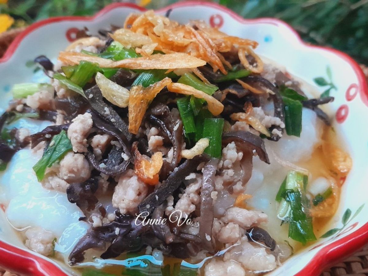 Bánh đúc thịt vai xay