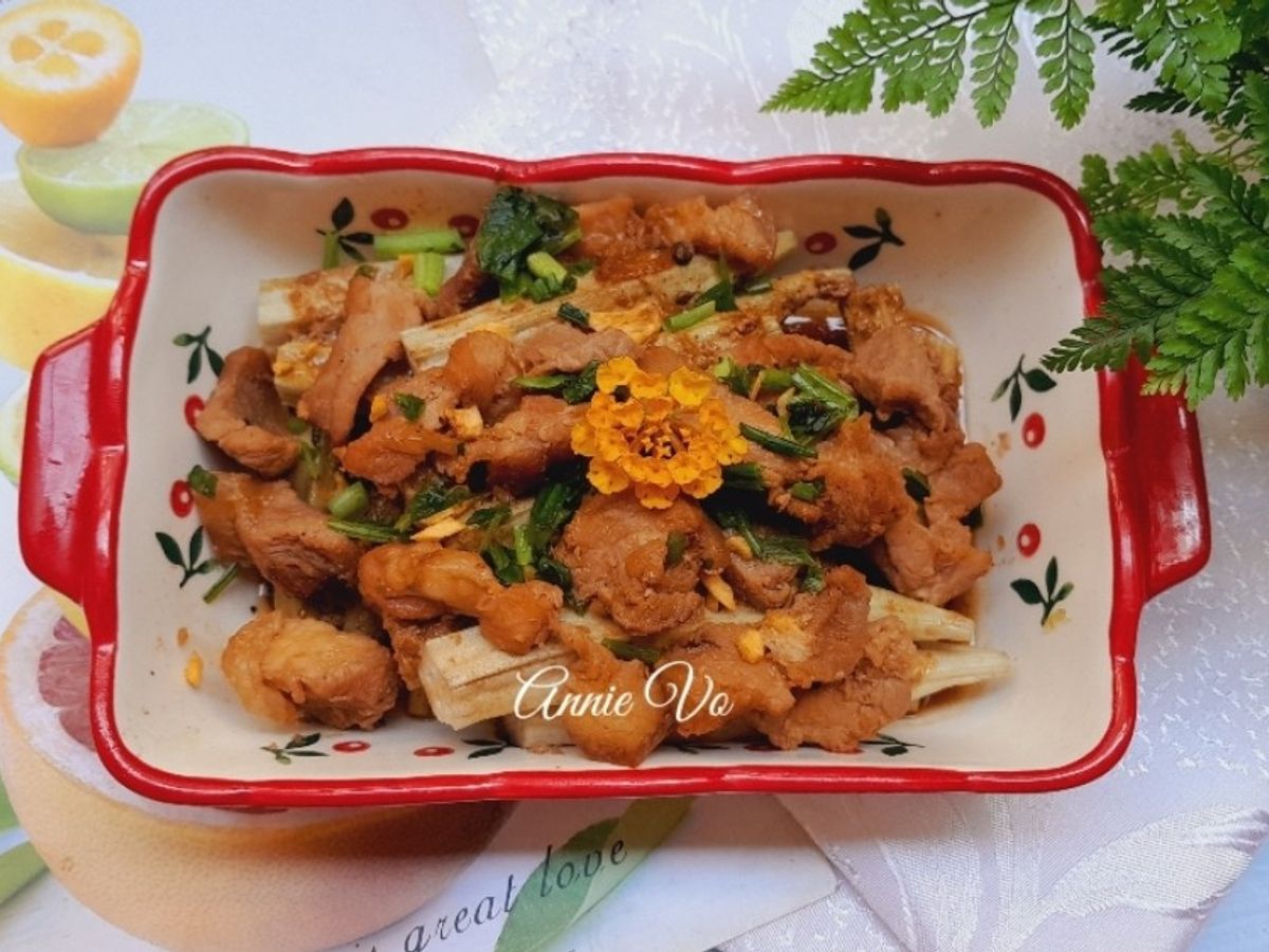 Đậu bắp chua ngọt trộn thịt rang