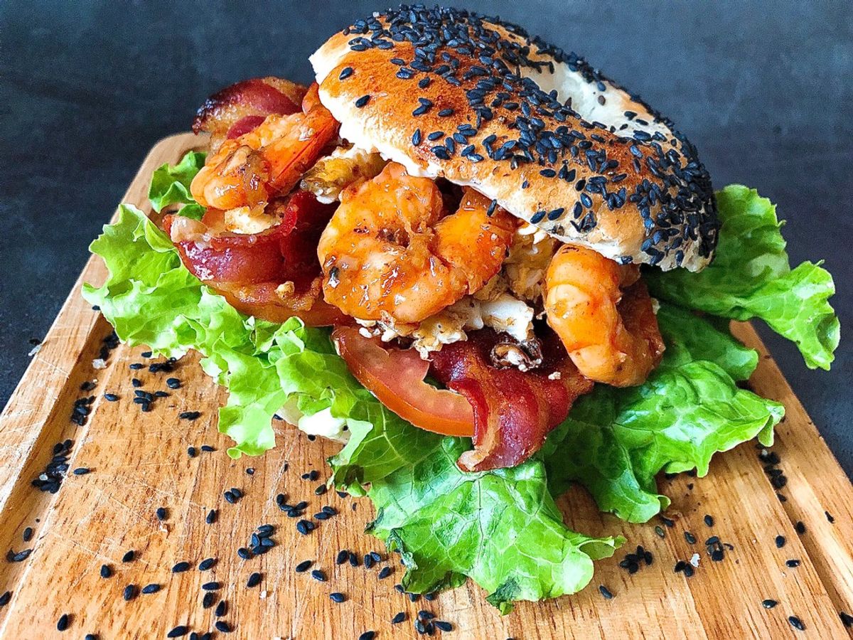 Bagels Bacon, Trứng, Phô Mai và Tôm