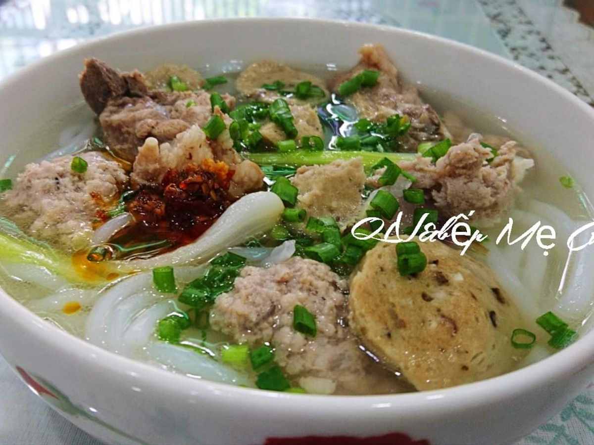 Bánh canh thịt băm, bò viên