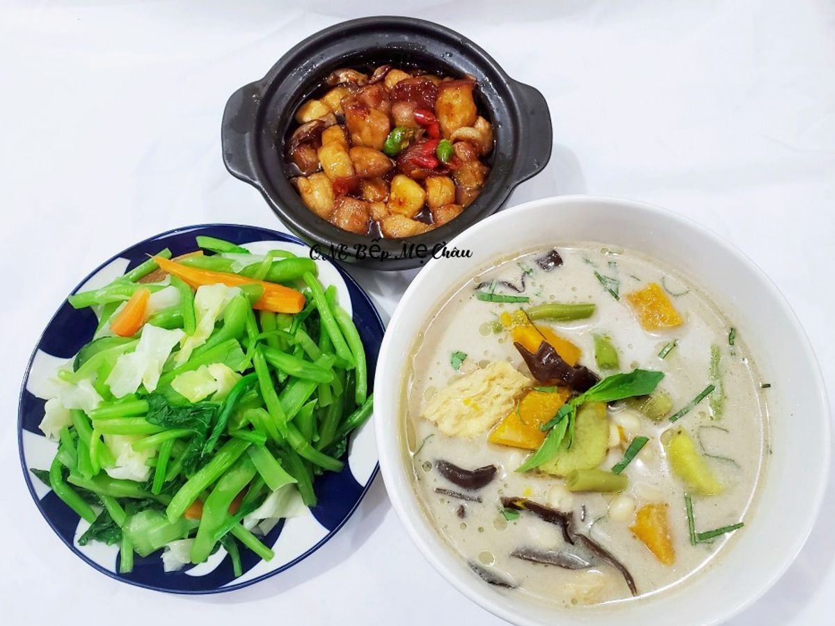 Mâm cơm mùa hè 1