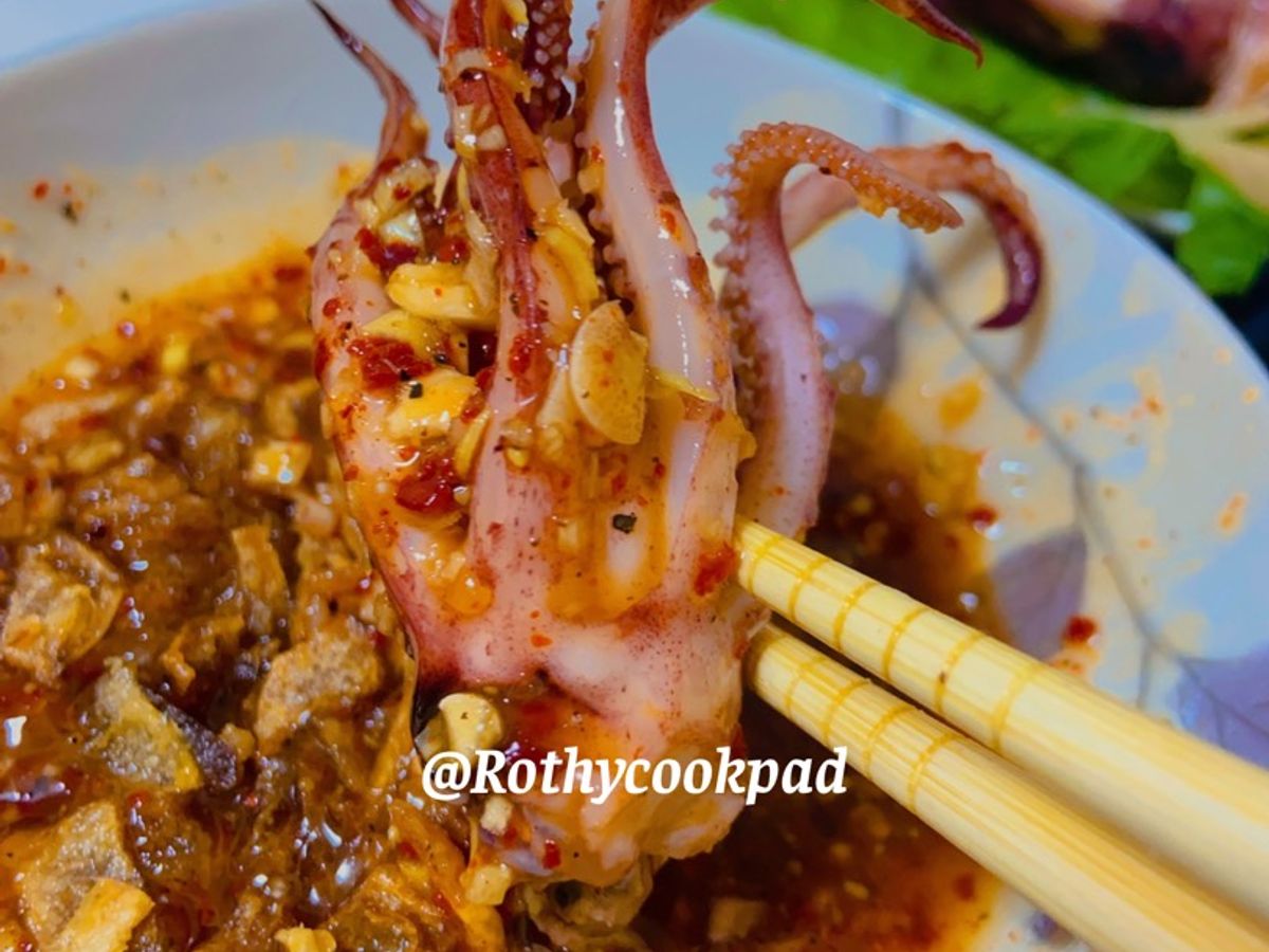 Râu mực chấm sốt cay 🌶