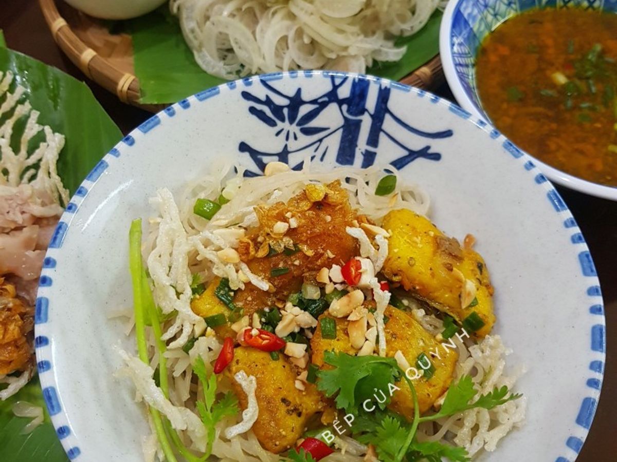 Phở sắn cá lóc