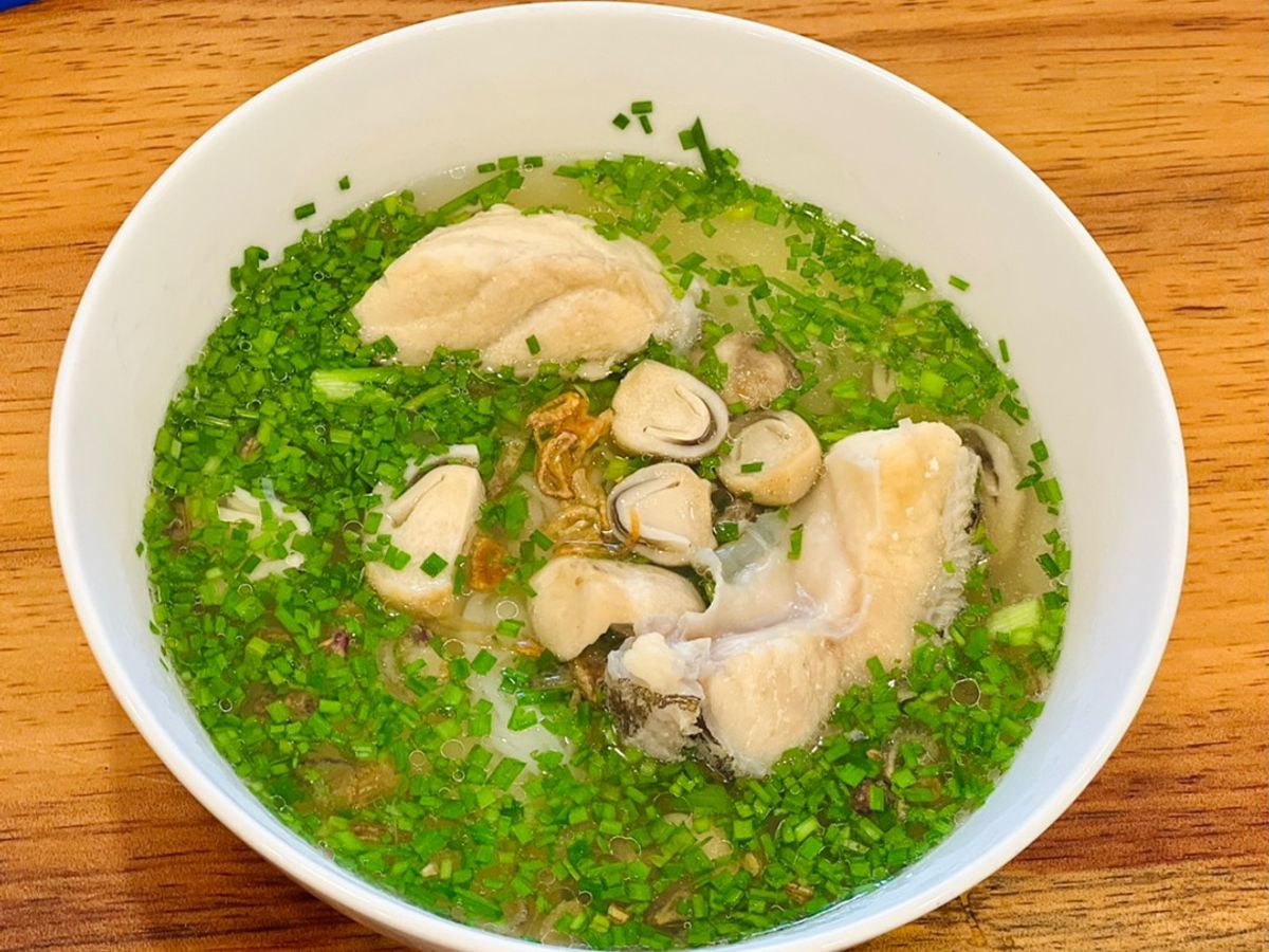 Bánh canh hẹ Cá Mú