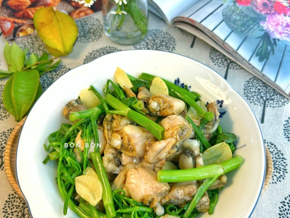 Ếch Xào Rau Cần Nước