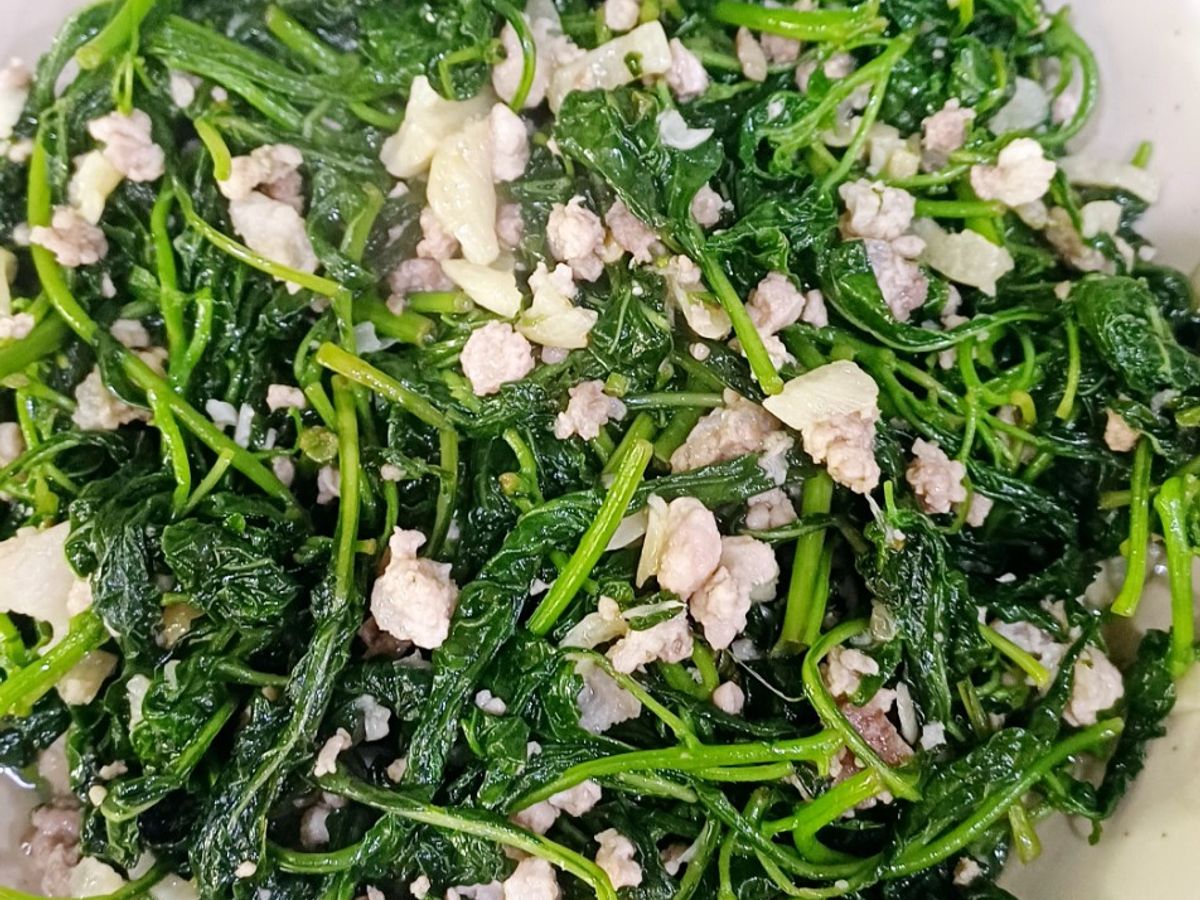 Rau tầm bóp xào thịt băm