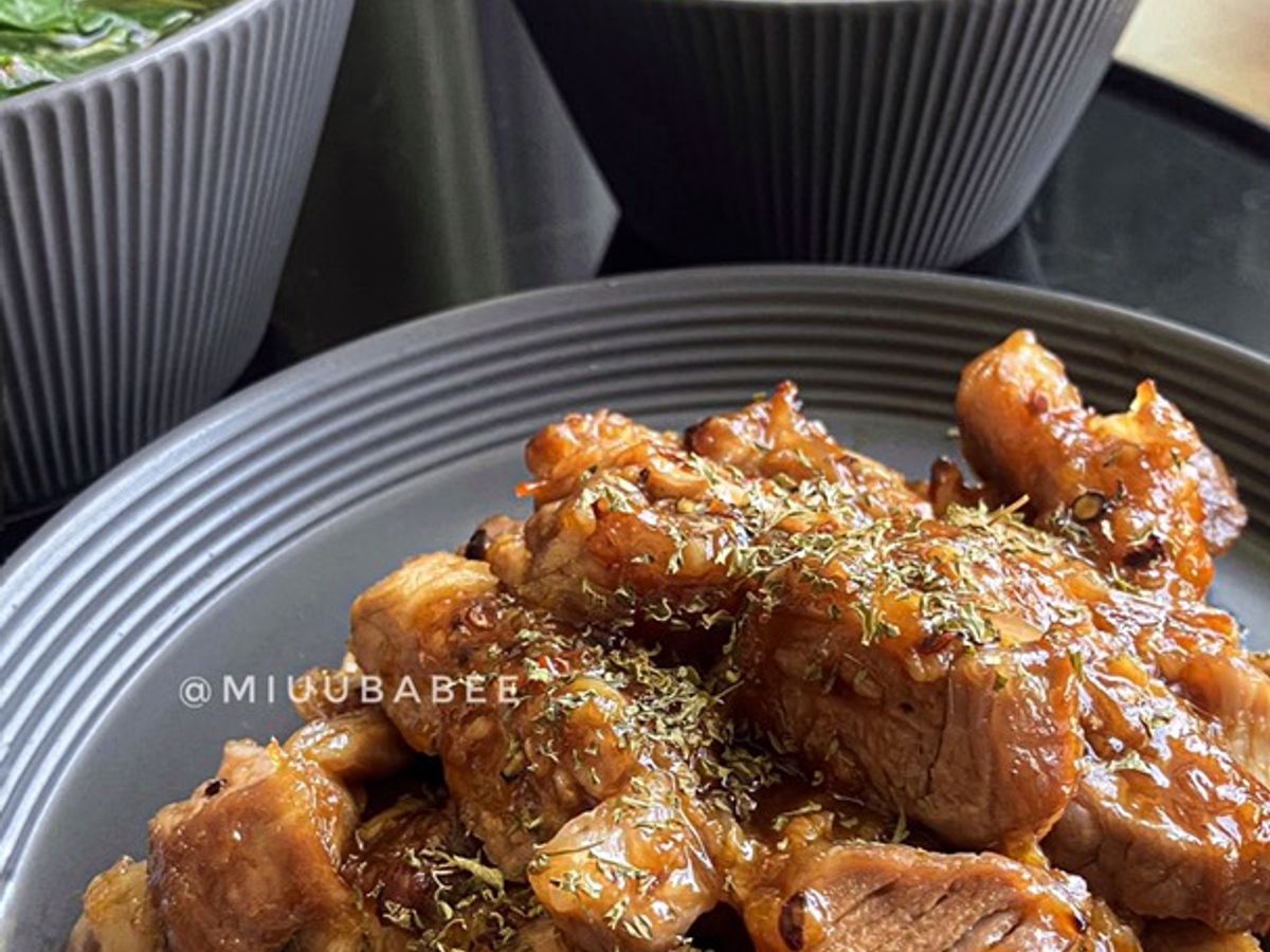 Thịt nướng sốt sa tế mật ong