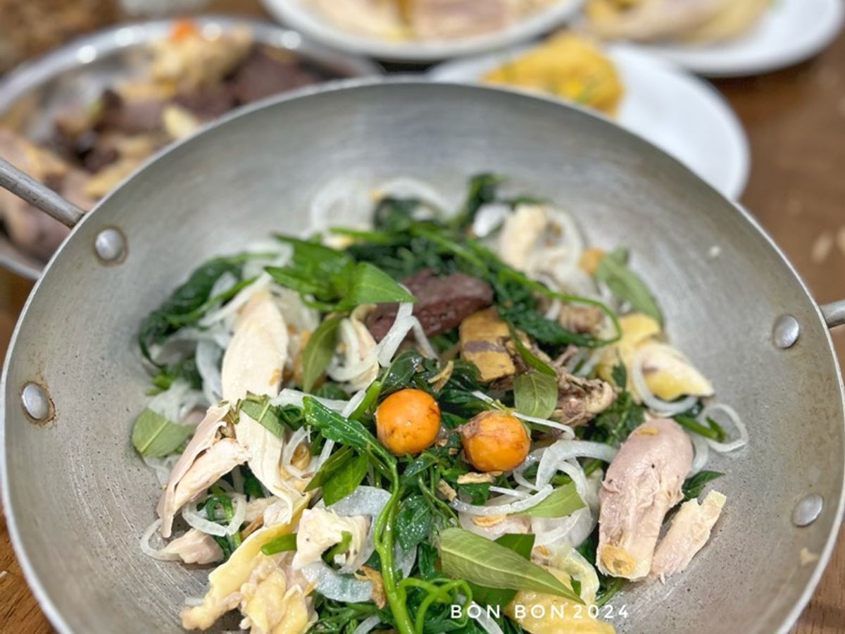 Gỏi Gà Rau Lang
