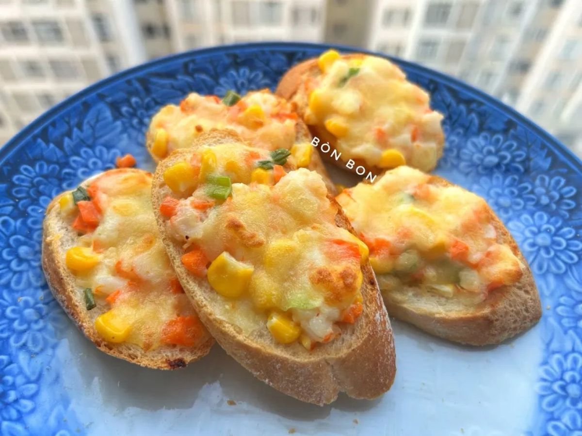 Bánh mì Tôm Phô Mai Mayonnaise bằng Nồi chiên không dầu