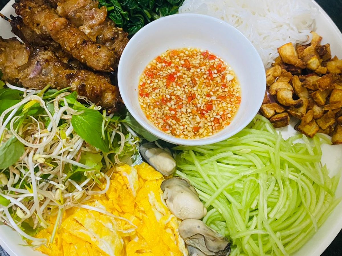 Bún thịt nướng
