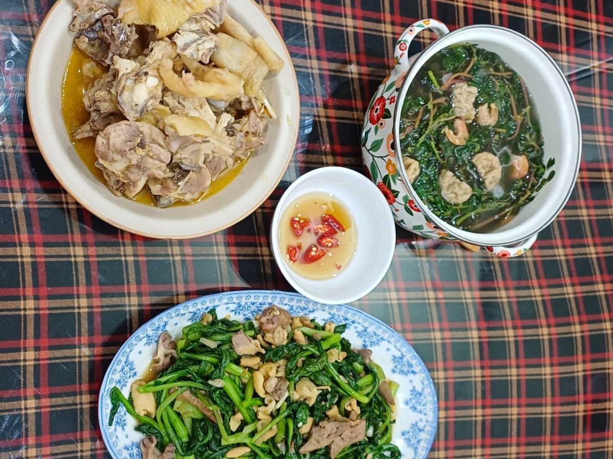 Mâm cơm gia đình #66