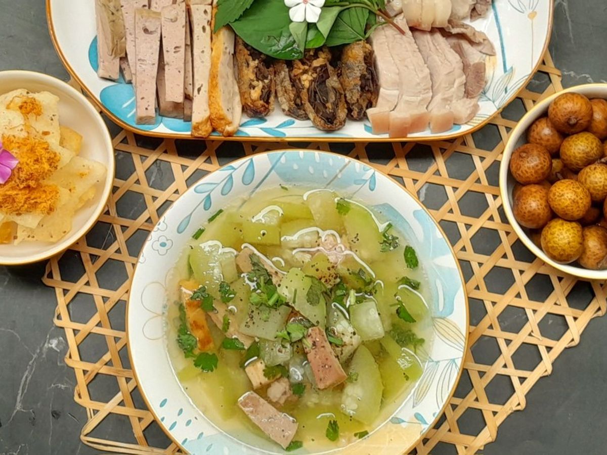 Cơm nhà đơn giản