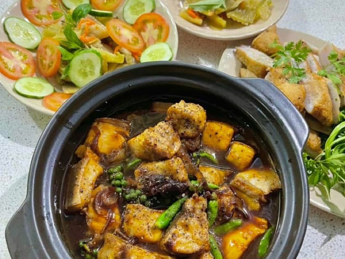 Cá bớp kho tiêu